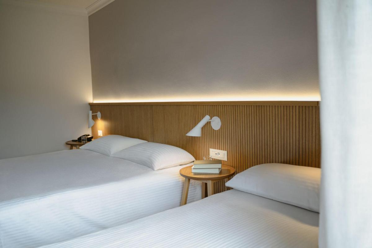 Roda Beach Resort: Ένα Έργο Φωτισμού Υψηλής Αισθητικής με Υπογραφή Μεϊδάνη